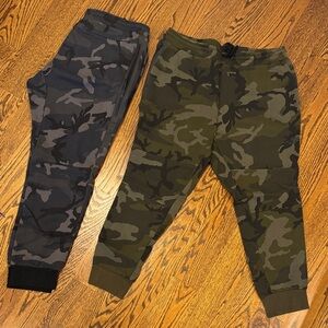 BUNDLE Nike Camouflage Sweatpants Set - Black and Green